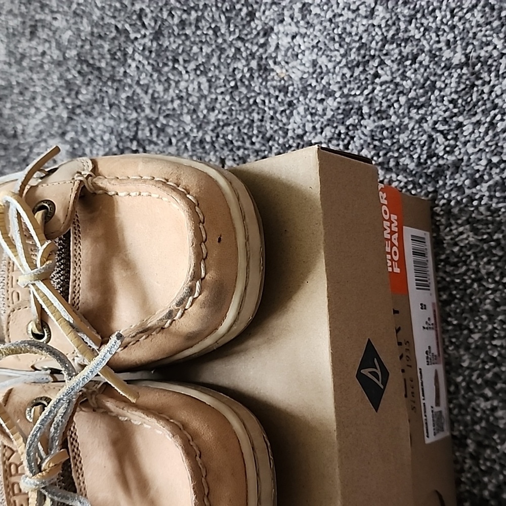 Sperry,s - Picture 6 of 8
